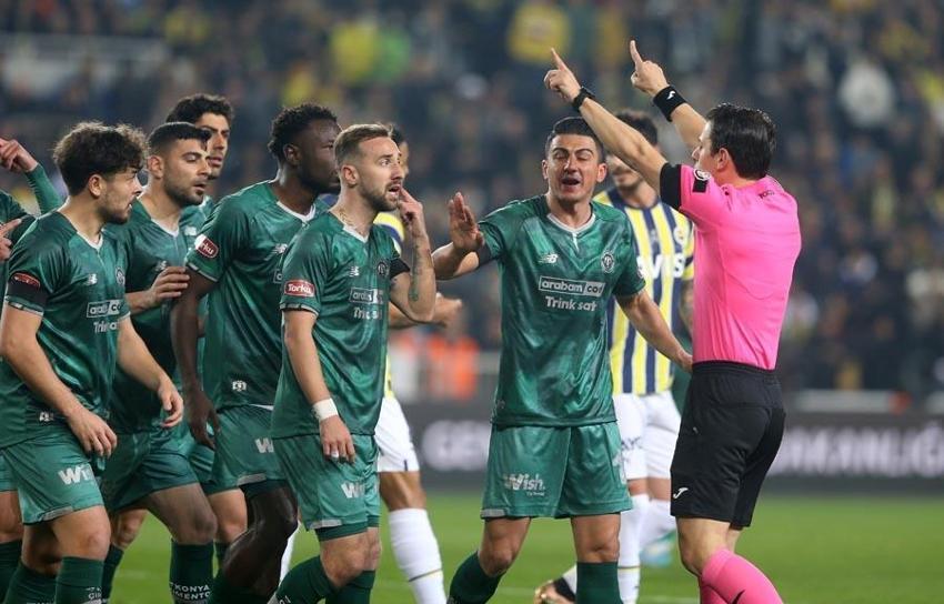 7 milyon euro'ya gelmişti! 4-0'a rağmen yıldız futbolcuya taraftarlardan büyük tepki