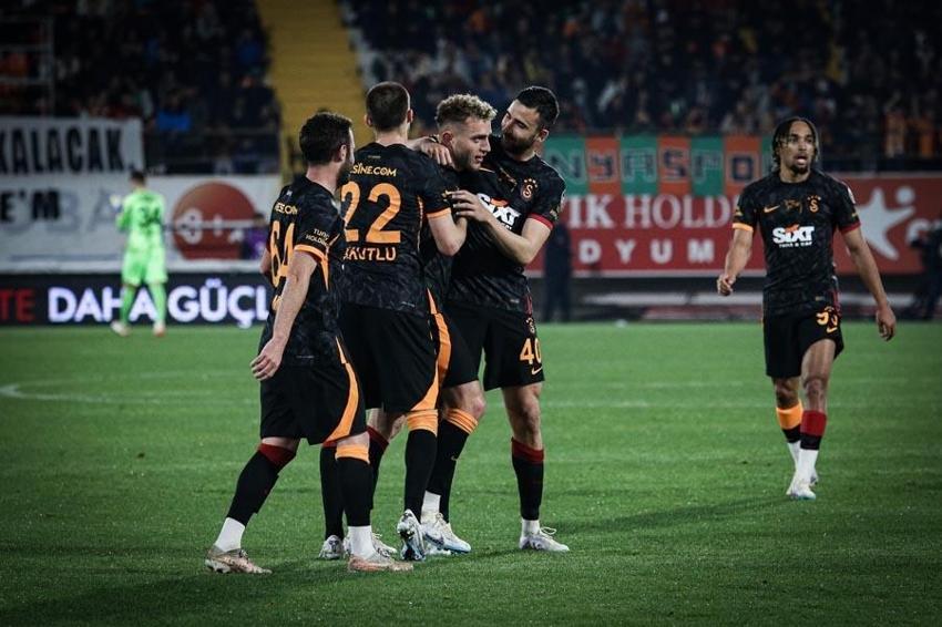 İtalya basını Zaniolo'ya bir kez daha aşık oldu: Mükemmel dripling sorunsuz bitiriş