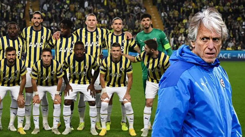 Fenerbahçe'de iki futbolcu kadro dışı! Ünlü yorumcu canlı yayında açıkladı