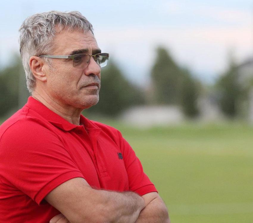 Süper Lig ekibi bombayı patlattı! Şampiyon teknik adam imzayı atmak için şehre geldi