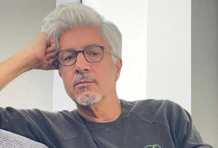 'Bu oyuncak sana arkadaşım' kampanyası ünlü isimleri ağlattı!