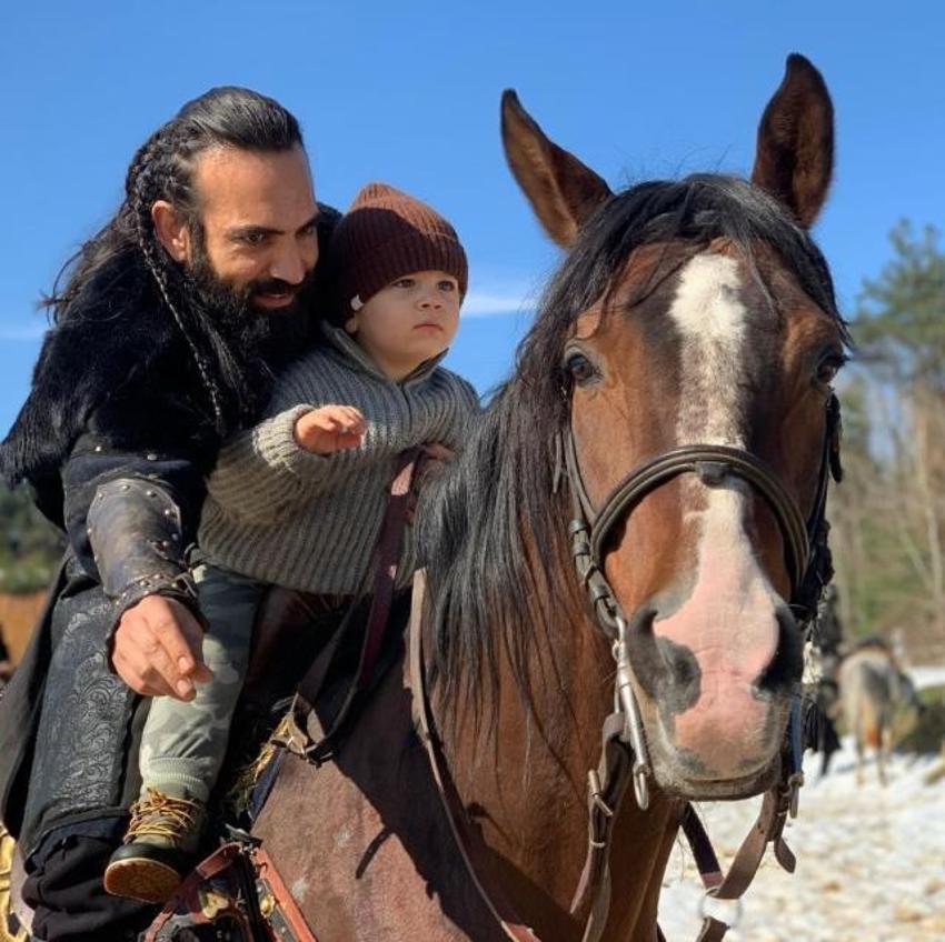 Buğra Gülsoy ve Nilüfer Gürbüz çifti boşanıyor!