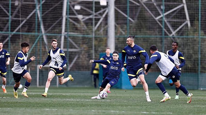 Fenerbahçe yeni Appiah'ı önce İstanbul'a getirdi sonra sessiz sedasız Samandıra'da denedi