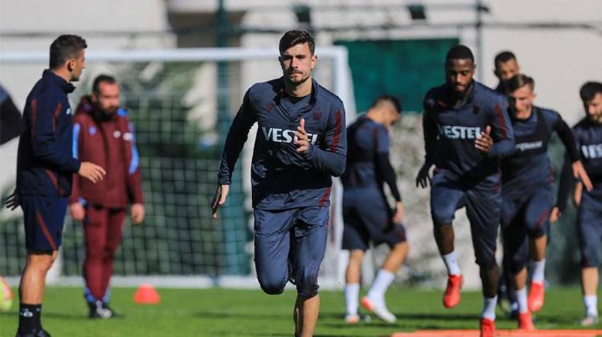 Bahar Şahin ünlü futbolcunun radarına girdi!