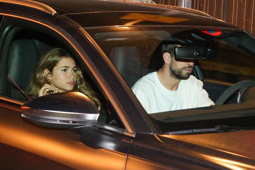 Gerard Pique: Ben sevgilimin kuklasıyım