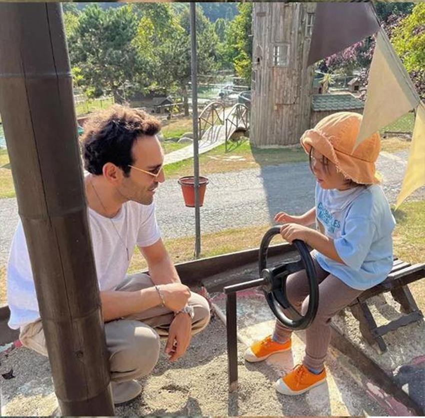 Oyuncu Buğra Gülsoy ile Nilüfer Gürbüz tek celsede boşandı!