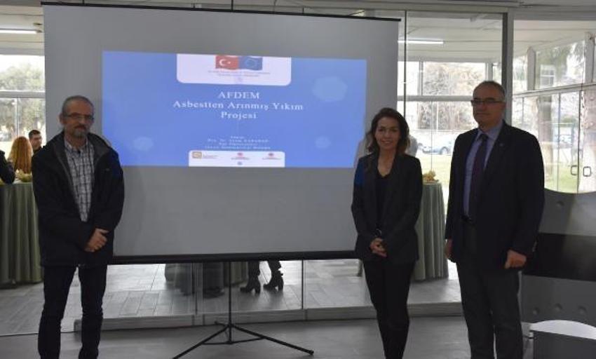 Deprem bölgesinde 'asbest' tehlikesi geri planda kalıyor