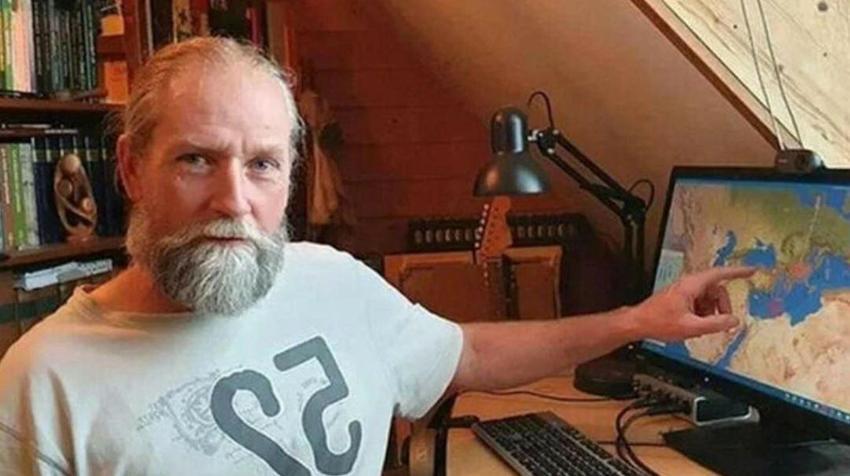 Şarlatan yine sahnede! 8 büyüklüğünde deprem için tarih paylaştı, flaş yanıt geldi