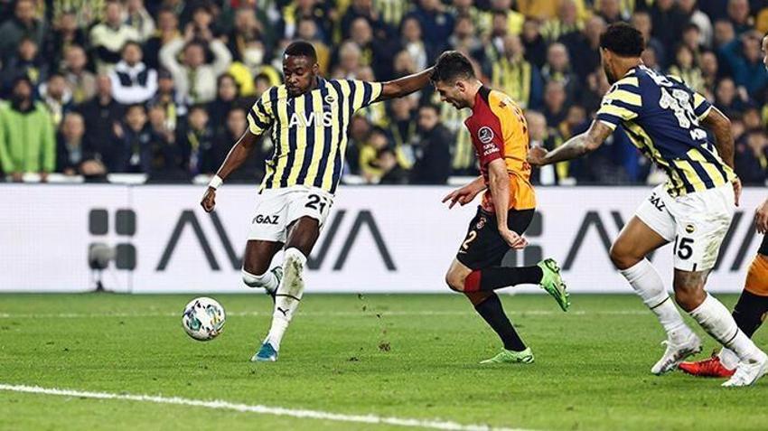 Fenerbahçe'de yer yerinden oynuyor! 6 isimle ayrılık