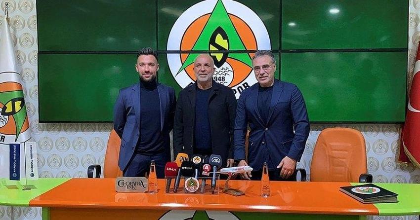 Okan Buruk'u çıldırtan teklif! De Ketelaere'ye 32, yıldız futbolcuya 8 milyon euro