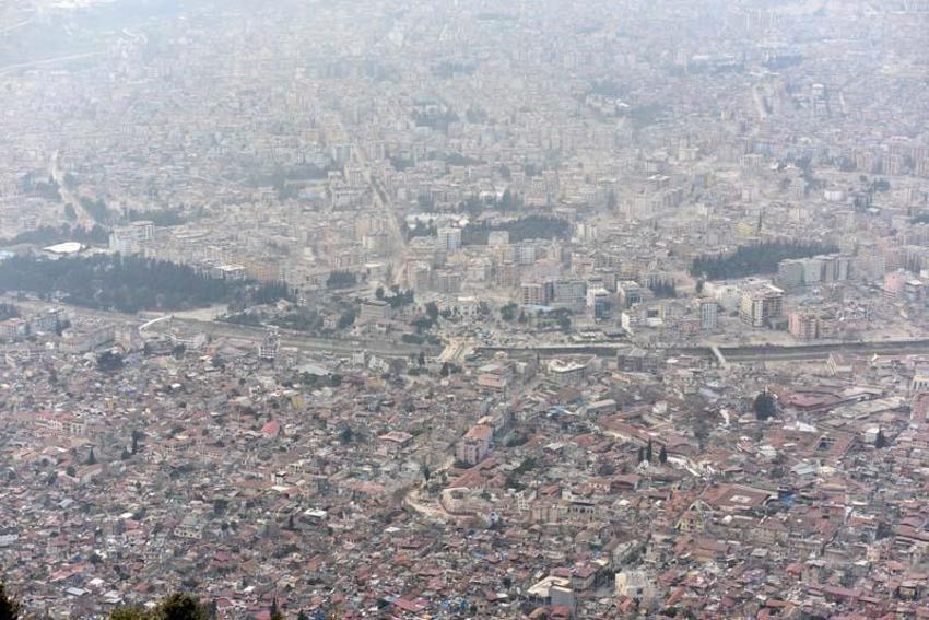 Naci Görür, ‘7.4 büyüklüğünde deprem olabilir’ deyip, o bölgeyi işaret etti: ‘Bu gerçek bir beka sorunu’