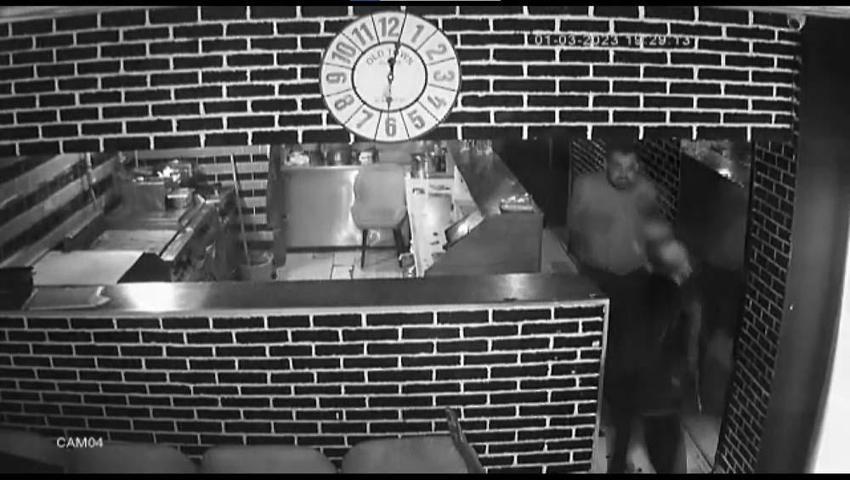 Restoran işleten Ermiş ailesini hedef alan pompalı tüfekli saldırı anları güvenlik kamerasına yansıdı