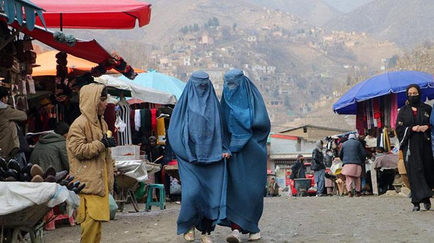 Eski boşanma kararları iptal edildi! Taliban’dan kadınlara bir darbe daha...