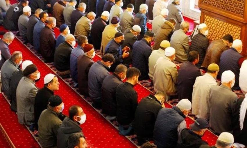 Yarın oruç tutulur mu? Berat Kandilinde 3 gün mü oruç tutulur? Kandilden bir gün sonra tutulur mu?