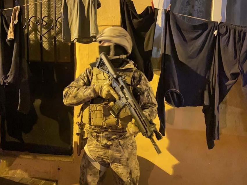 İstanbul'da şafak operasyonu! Özel harekat ekipleri de katıldı