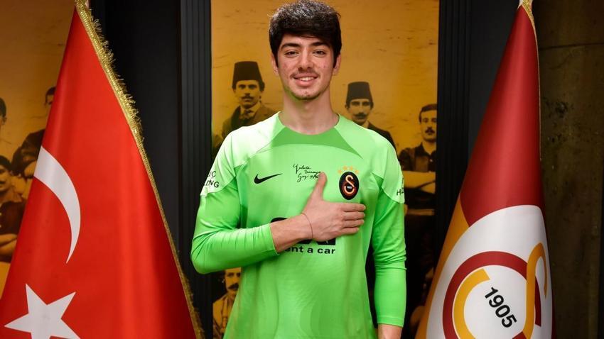 Bu sezon Galatasaray'da 1 kez bile forma giymedi 101 yıllık kulüp onu istedi