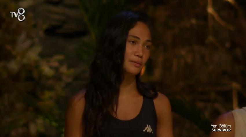 Survivor Kardelen yemeği çaldı, savunması güldürdü! Survivor 2023'te Gönüllüler takımı birbirine girdi
