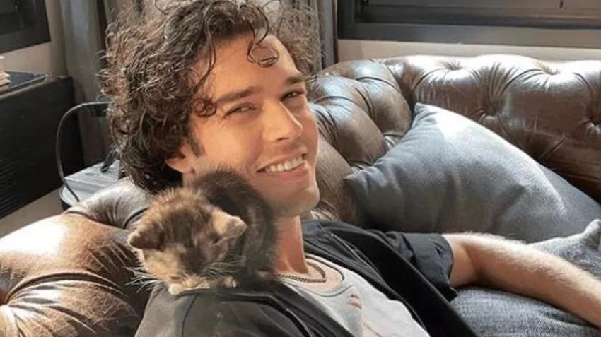 Ünlü oyuncu Aytaç Şaşmaz panik oldu! 'Aşk yok' diyerek güldü