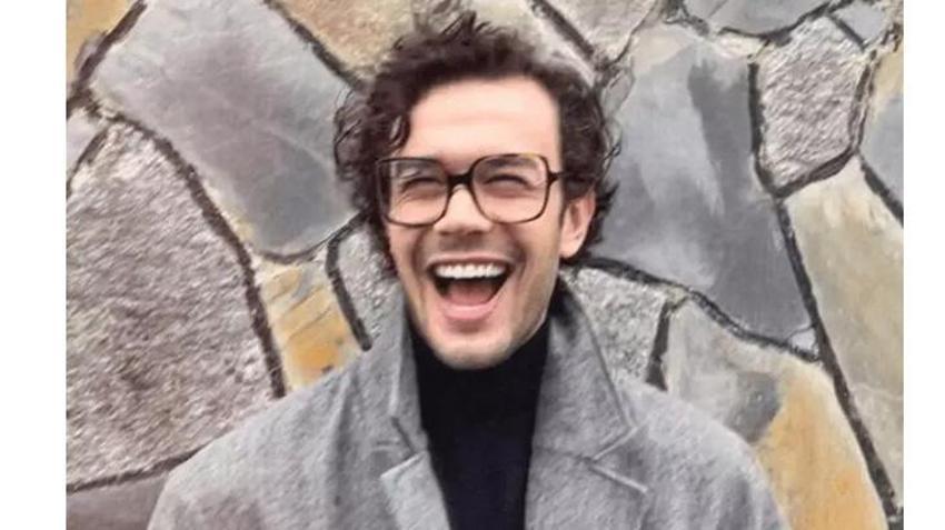 Ünlü oyuncu Aytaç Şaşmaz panik oldu! 'Aşk yok' diyerek güldü