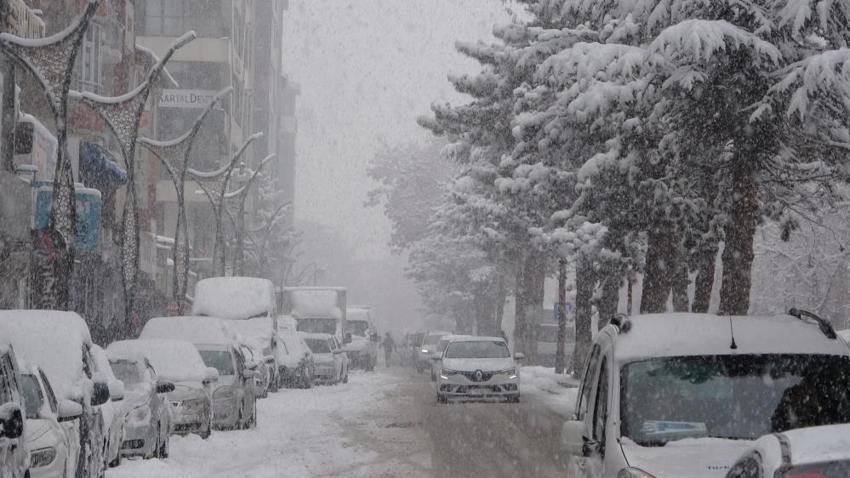 Soğuk hava dalgası ve kuvvetli yağış geliyor! Özellikle gün verildi, Meteoroloji son dakika il il duyurdu