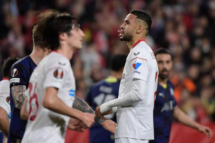 Sanchez Pizjuan'da atamayana atarlar kuralı! Sevilla: 2 Fenerbahçe: 0