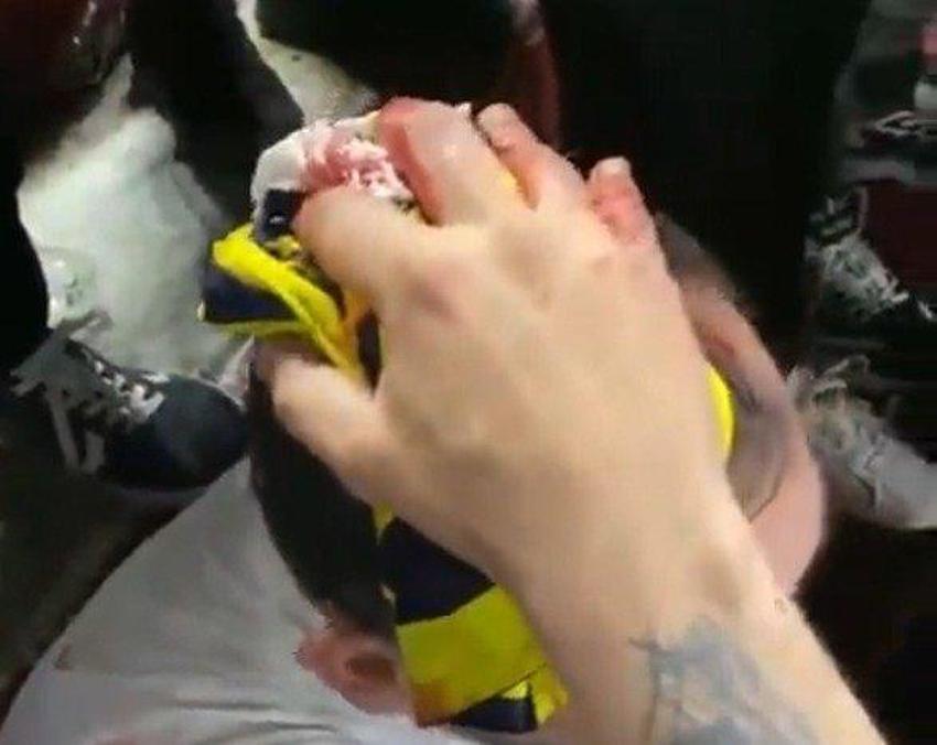 Burası Avrupa'nın ortası! Fenerbahçe taraftarlarına copla saldırı