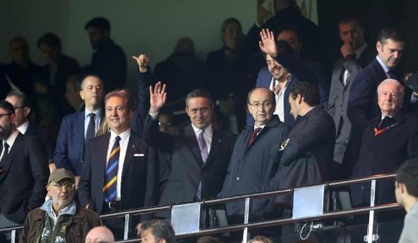 Sevilla - Fenerbahçe maçı sonrası Jesus'a sert eleştiri: Hoca rötarlıydı