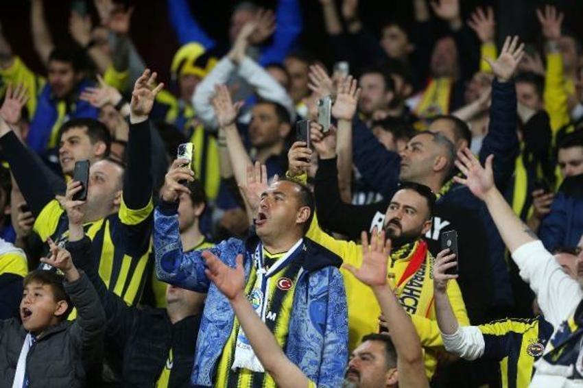 Sevilla - Fenerbahçe maçı sonrası Jesus'a sert eleştiri: Hoca rötarlıydı