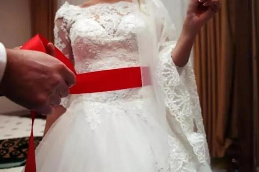 Geline kırmızı kurdele neden 3 kere bağlanır? Kuşak neden 3 kere bağlanır?