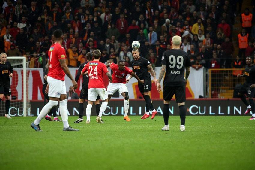 1-0'ın ardından Galatasaray'da kimsenin itiraz etmeyeceği ayrılık! Uçak biletini kestirdi