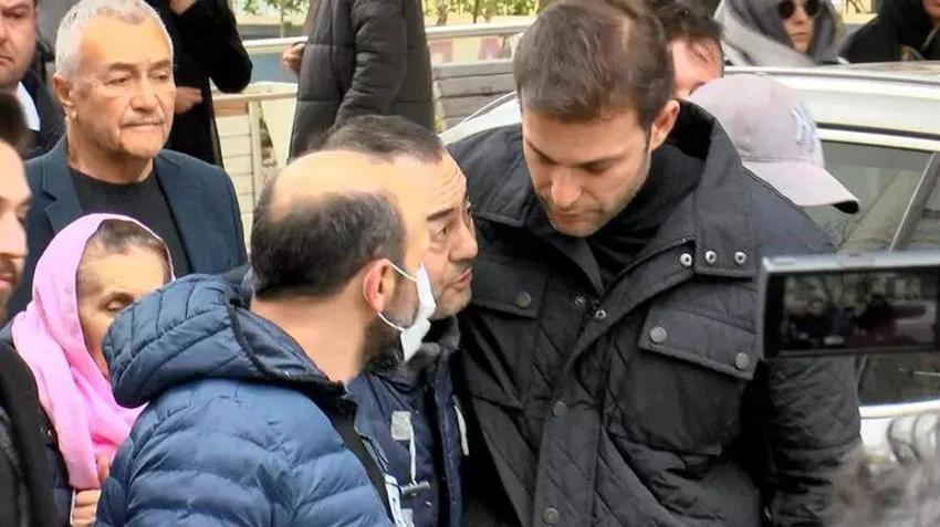Serdar Ortaç'ın büyük acısı! Kardeşi Serkan Ortaç'ı son yolculuğuna uğurladı