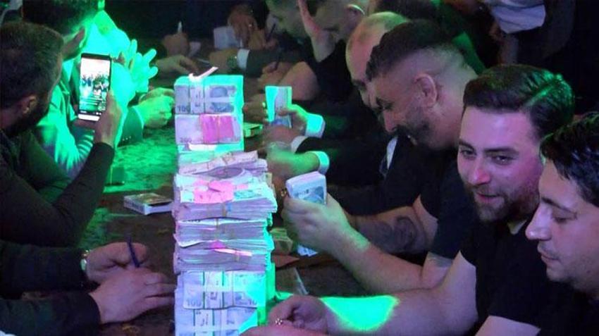 Aşiret sünnet düğününde milyonlar havada uçuştu! Paralar bavullarla taşındı