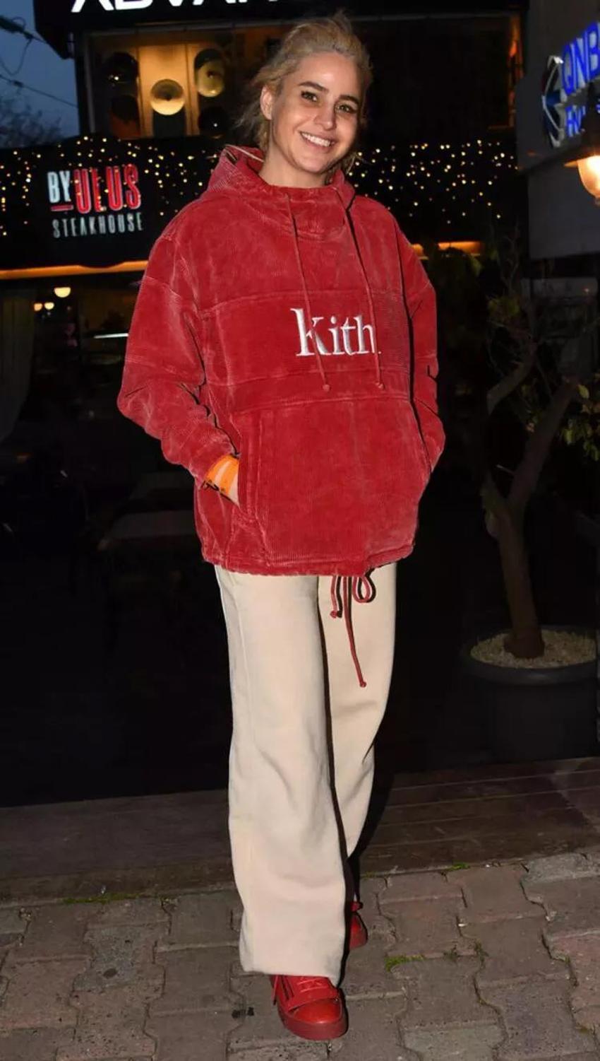 Seda Bakan en doğal halini paylaştı! Fotoğrafa filtre de uygulamadı