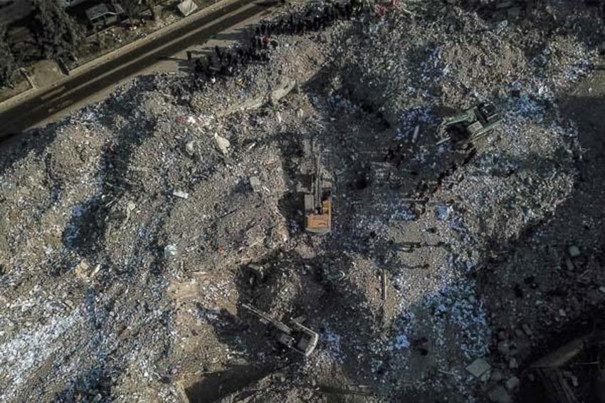 Deprem bölgesinde yıkılan binalarda dere kumu kullanılmış! 3 hata tespit edildi: 'Akılalmaz yanlışlar'