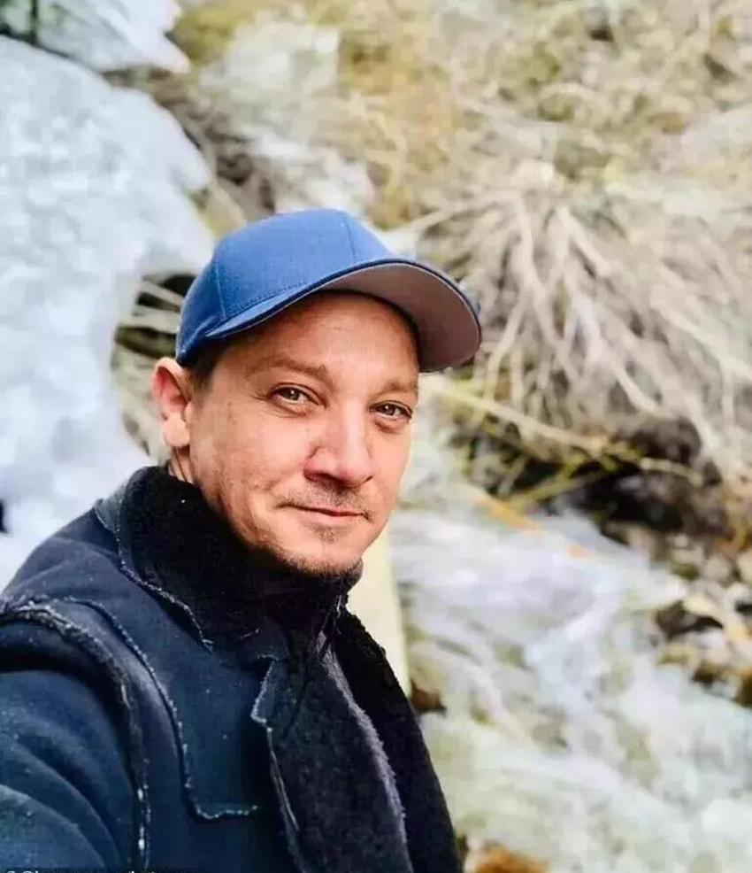 ABD'li oyuncu kar küreme aracının altında kalmıştı! Jeremy Renner'den yeni paylaşım geldi