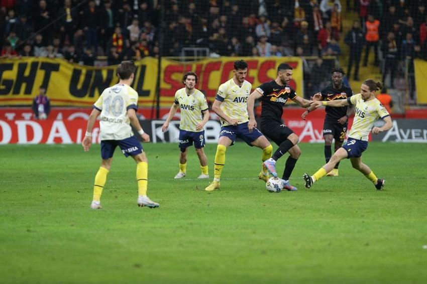 Galatasaray'da hocalık yaptı Fenerbahçe'nin yıldızını unutamadı! 'Trossard'ın yerine onu transfer edelim'