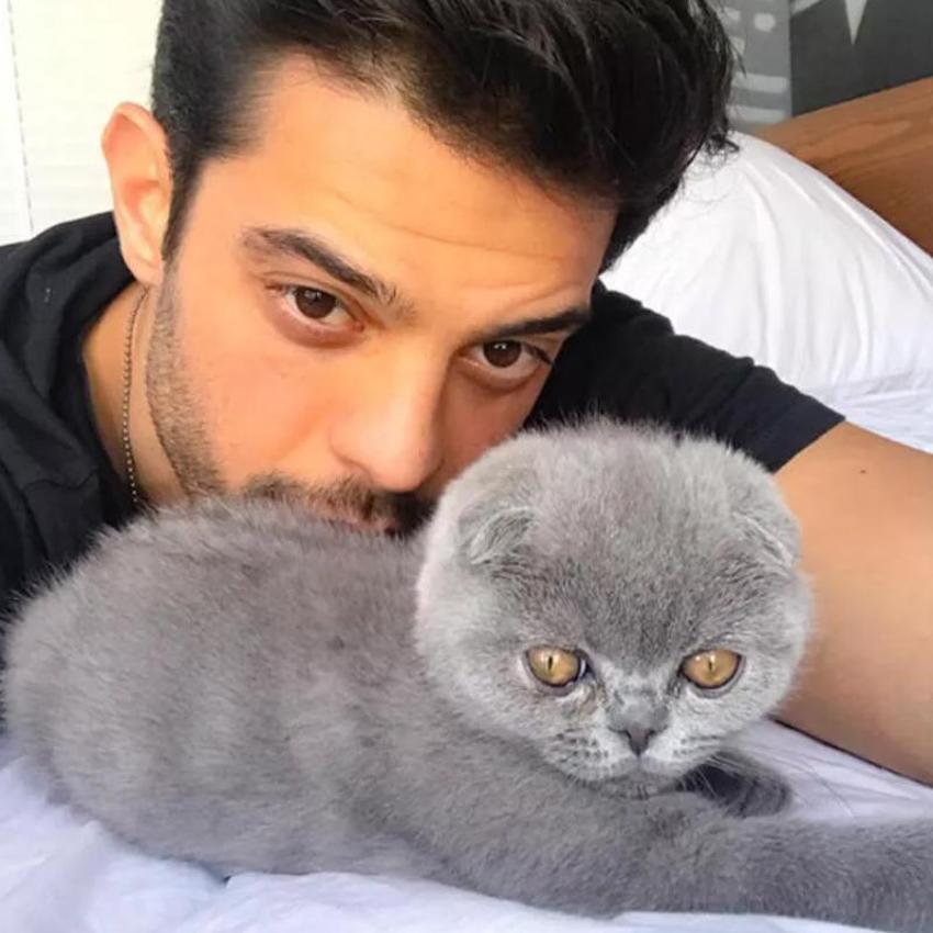 Mehmet Dinçerler'den Hadise'nin fenomen arkadaşına dikkat çeken yorum! Fark edilince hemen bunu yaptı