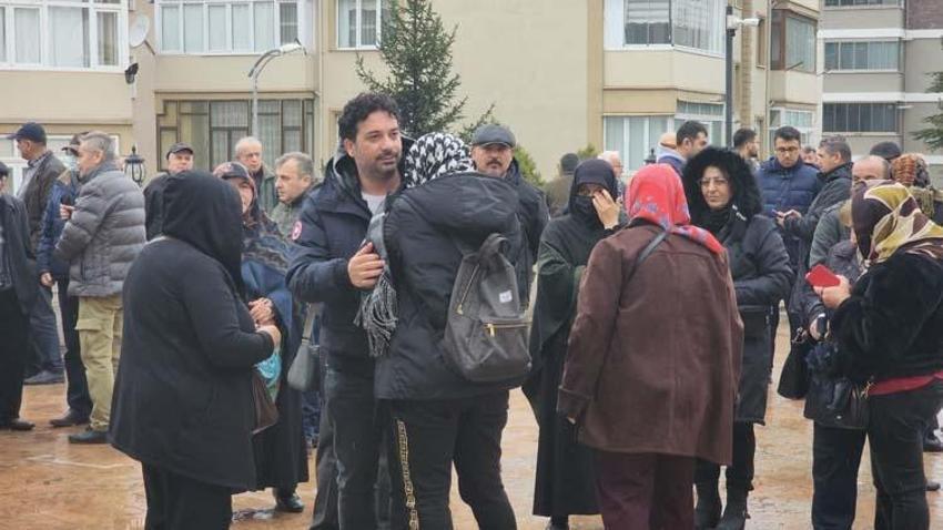 Ezgi Sertel’in baba acısı! Son yolculuğuna uğurladı