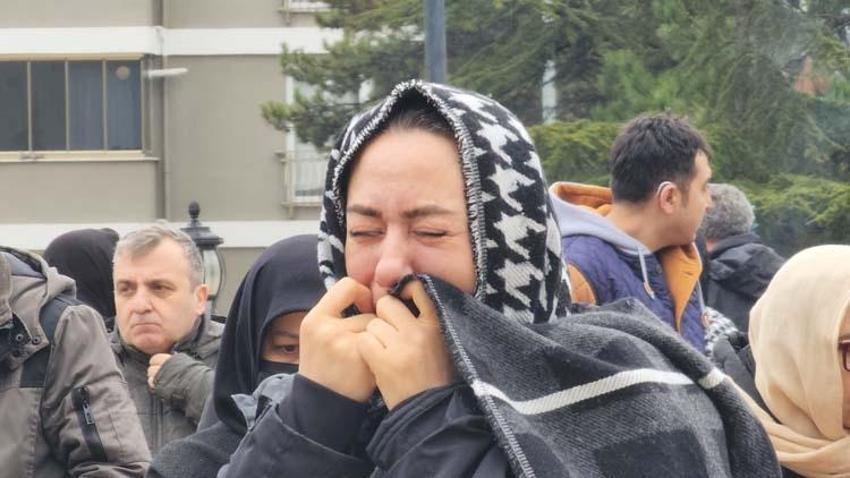 Ezgi Sertel’in baba acısı! Son yolculuğuna uğurladı