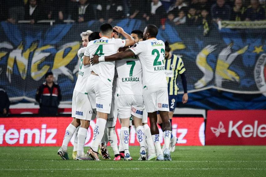 Alanya'da 4 gol 2 penaltı 1 kırmızı! Enner Valencia Alex de Souza'nın rekorunu kırdı