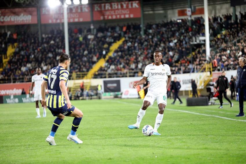 Alanyaspor maçından sonra tarihi çağrı: O iki yıldızı ofisine çağırıp 'siz sakatsınız sakat' demen lazım başkan