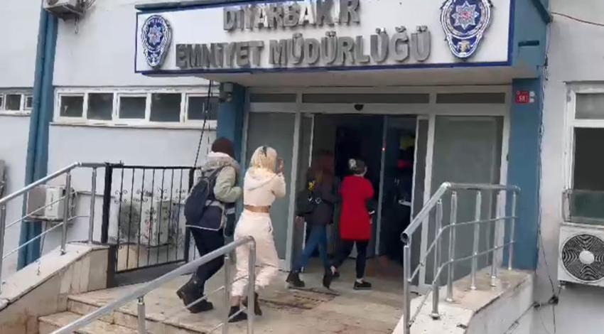 Diyarbakır'da 'Alo Masaj' operasyonunda 4 tutuklama  