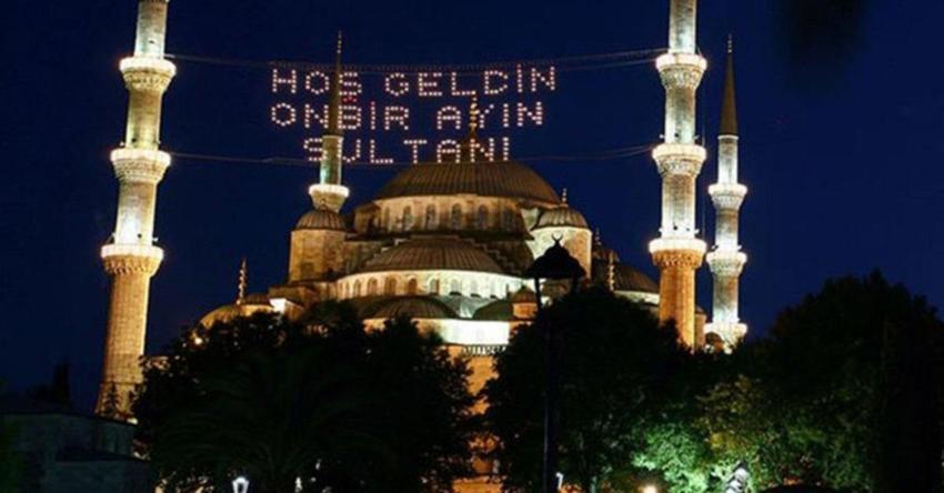 Ramazan'ın ilk gecesi 2 rekatlık namaz Fetih Suresiyle başlıyor! Bu namazı kılana 2 müjde var