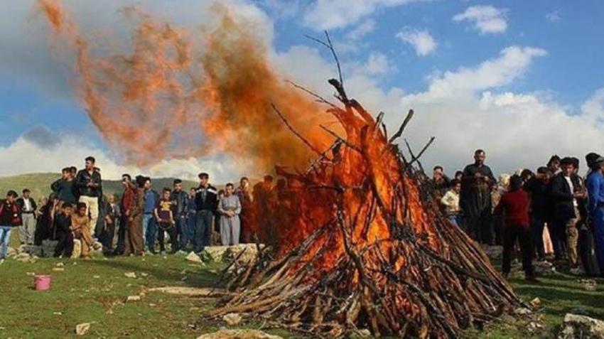 21 Mart Nevruz Bayramı mesajları Nevruz Bayramı güzel sözler! Resimli, kısa, uzun anlamlı Bahar Bayramı mesajları ve Nevruz Bayramı sözleri, görselleri seçenekleri...