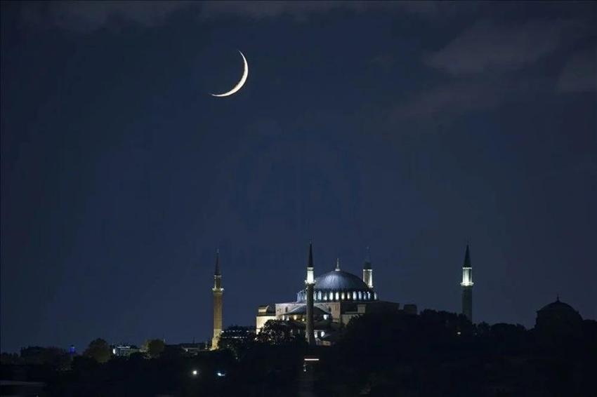 Hilal gözüktü mü? Ramazan hilali göründü mü? Hilal görünmesi ne anlama geliyor?