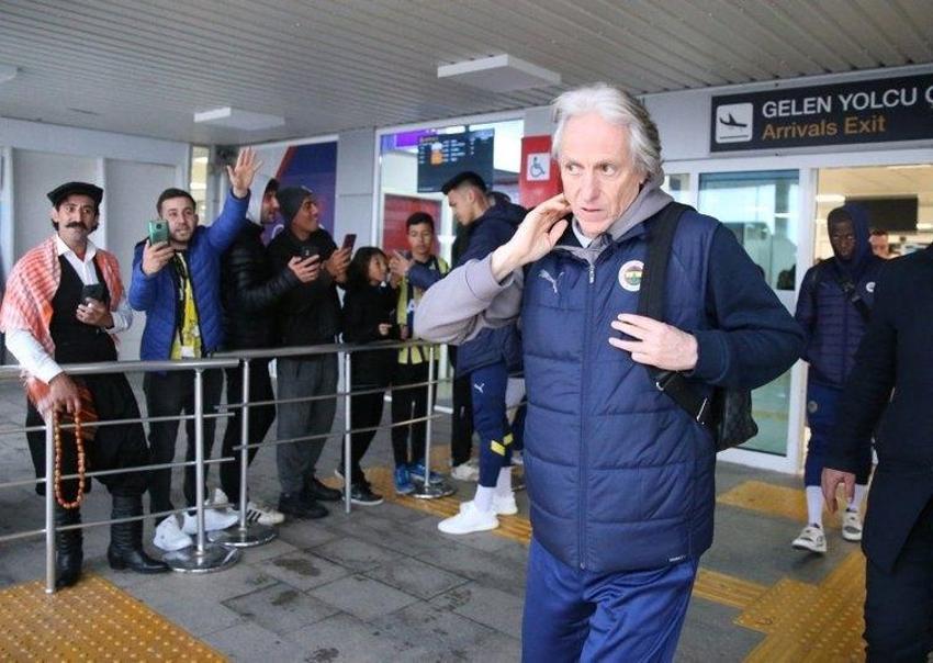 Fenerbahçe-Beşiktaş derbisi öncesi flaş Jorge Jesus gelişmesi! Eşyalarını topladı dediler ama...