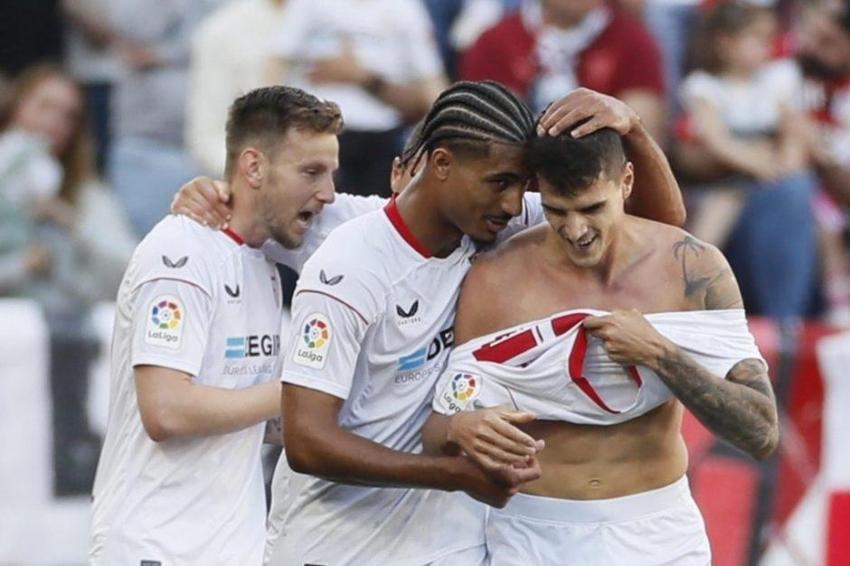 Okan Buruk Sampoli ile kanlı bıçaklı olan yıldızı transfer ediyor! Lakabı 'rabona kralı'