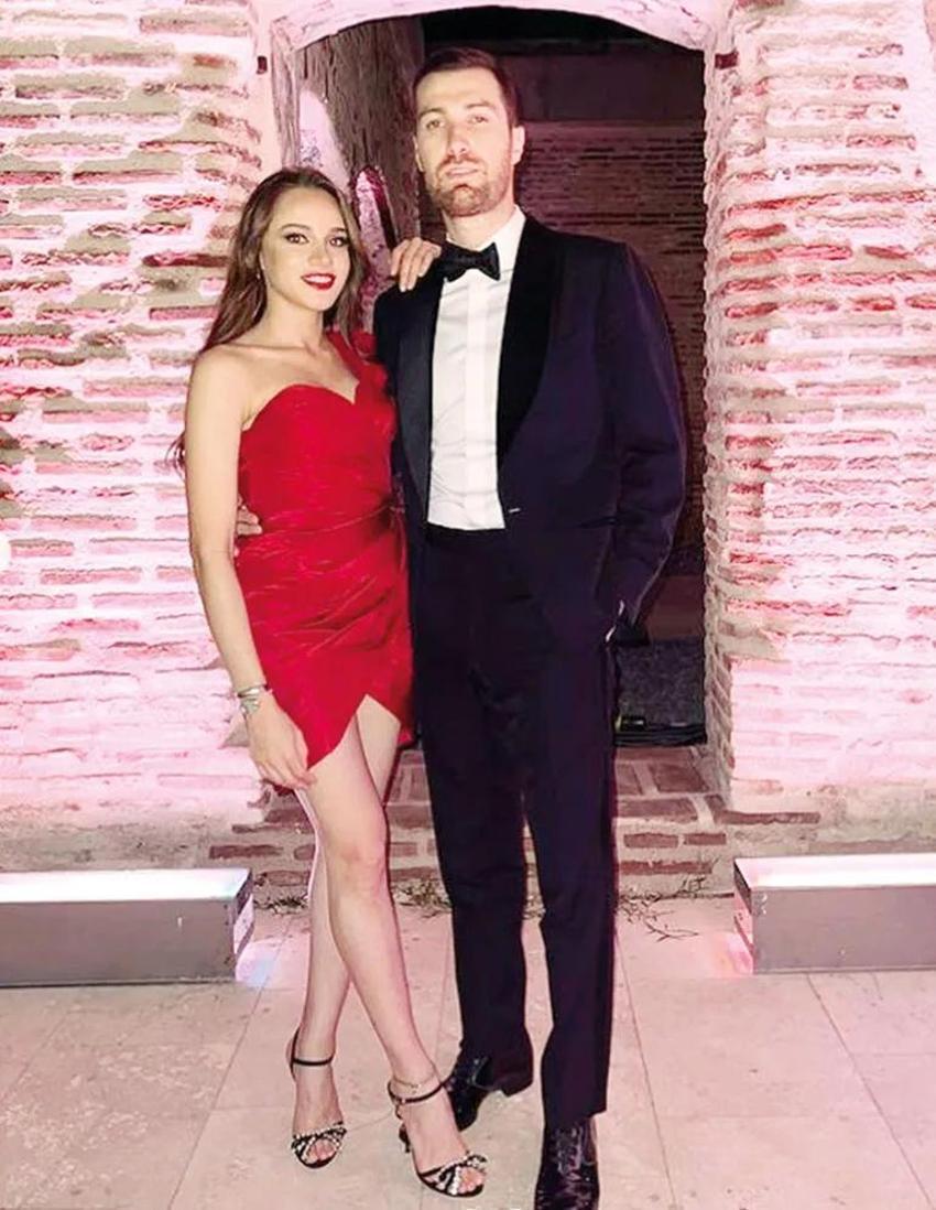 Miray Daner ve Oğulcan Engin ayrıldı! İlişkiyi bir mesaj bitirdi