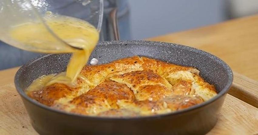 İftarda kalan pideler sahurda börek oluyor! Tava böreği tarifinde yufka yok, hamur yok!