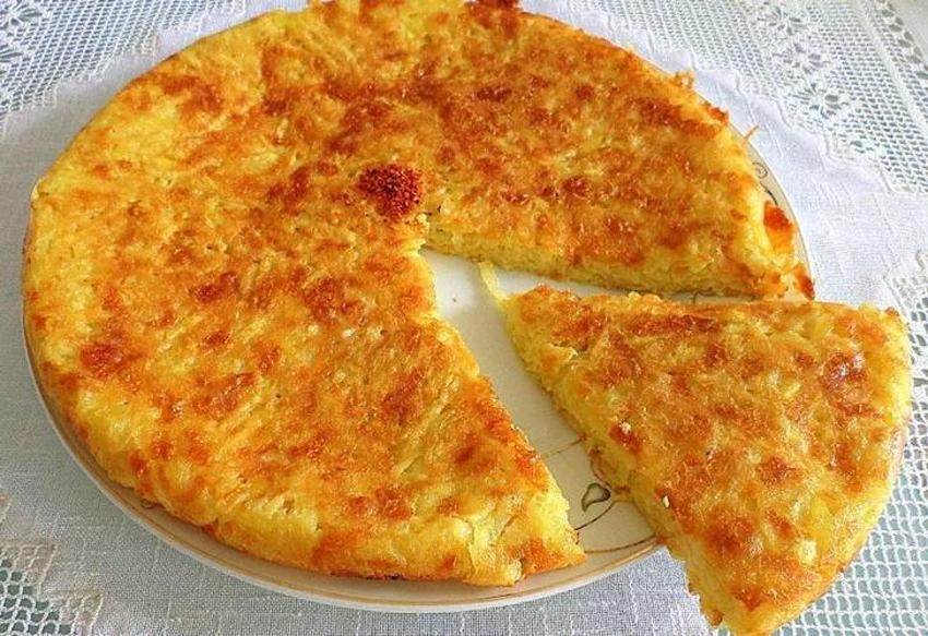 Patatesi tok tutuyor, yumurtası susatmıyor! Sahurda ne yapsam derdine son veriyor! Patatesli yumurta tarifi